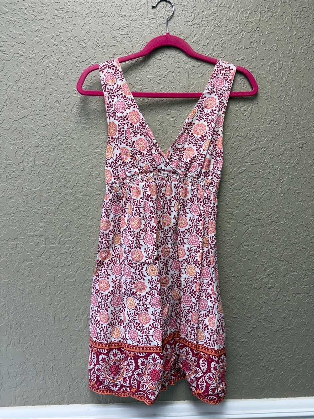 Aeropostale small Sleeveless Floral Mini Dress in Pink and Red